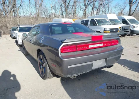 2012 Dodge Challenger Sxt z USA, uszkodzony, nr VIN 2C3CDYAG2CH262392
